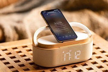 Радиоприемник колонка блютуз беспроводная зарядка часы стильные Manta Verona FM с Bluetooth боб101 фото