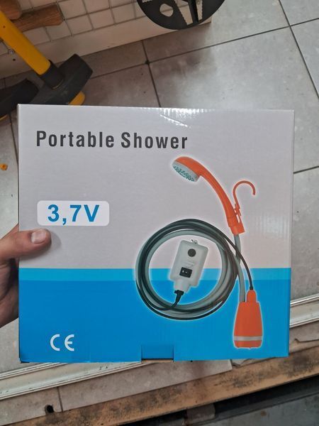 Портативный душ 3.7V на аккумуляторе 2200 мАч с фильтром и выносным выключателем Переносной кемпинг-душ USB фаб1555 фото