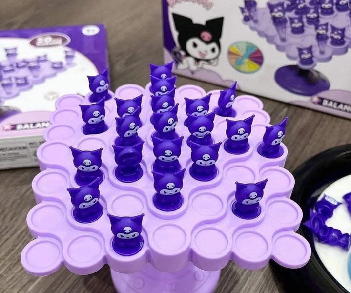Настольная баланс-игра Kuromi Balance 50 фигурок со спинером и кубиком | Развивающая игра для детей и всей семьи DT-342 фото