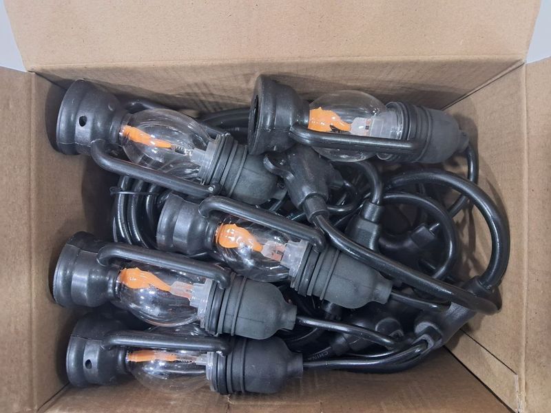 Вулична ретро гірлянда 5 м на 10 LED ламп з теплим світлом, чорна декоративна гірлянда для тераси та альтанки 50197 фото