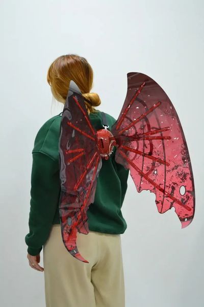 Детские светящиеся крылья дракула со звуком на батарейках Красные shadow angel №2 фото