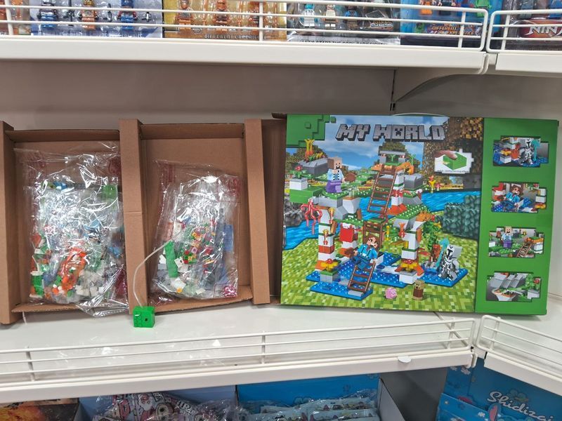 Дитячий конструктор водоспад My World 44122 | Великий набір 562 деталей із фігурками 44122 myworld фото