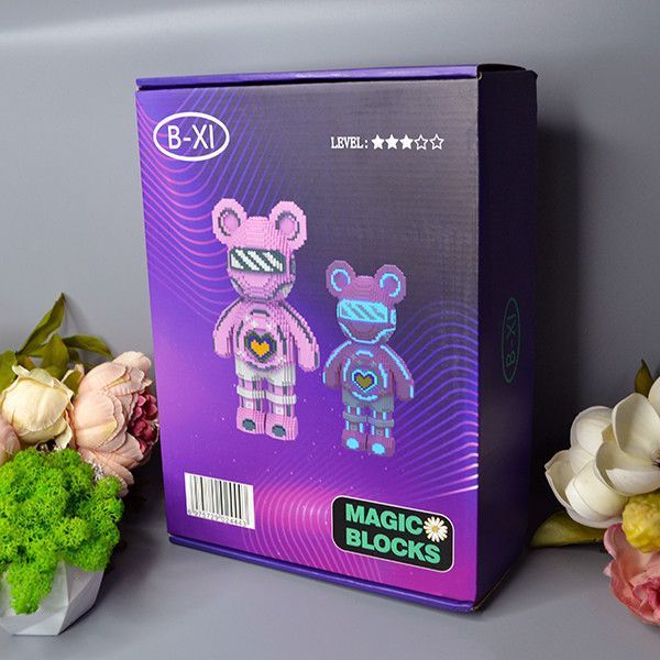 3D конструктор Bearbrick Magic Blocks 50 см, 4031 деталь, жовтий ведмедик з підсвічуванням-нічником SKU: 9002-k фото