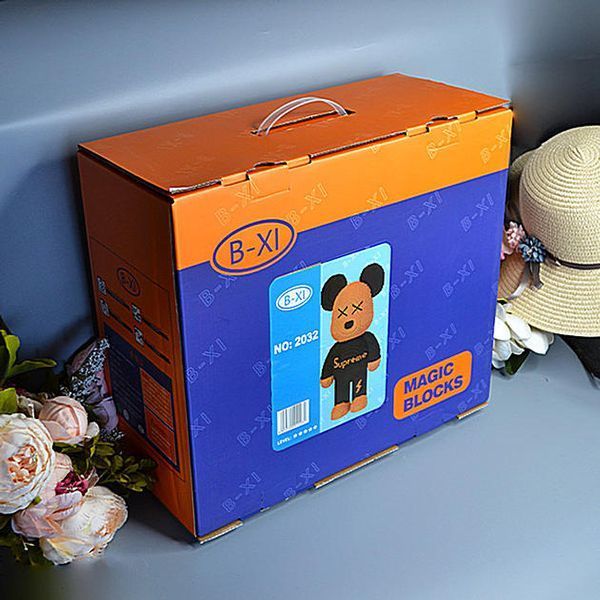 Конструктор Magic Blocks в виде мишки Bearbrick Supreme из миниблоков 80см на подарок 2032 фото
